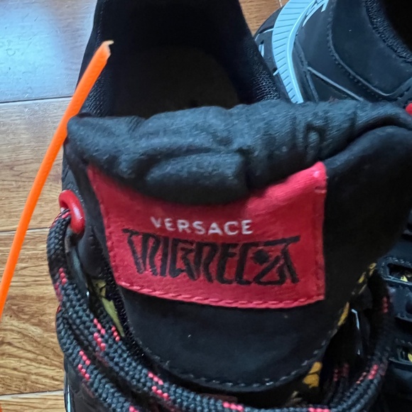 42 9 authentic versace running shoe baroque with receipt - Picture 10 of 10